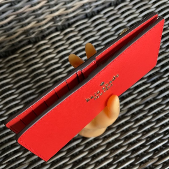 Kate Spade staci large slim bifold wallet - Picture 2 of 16